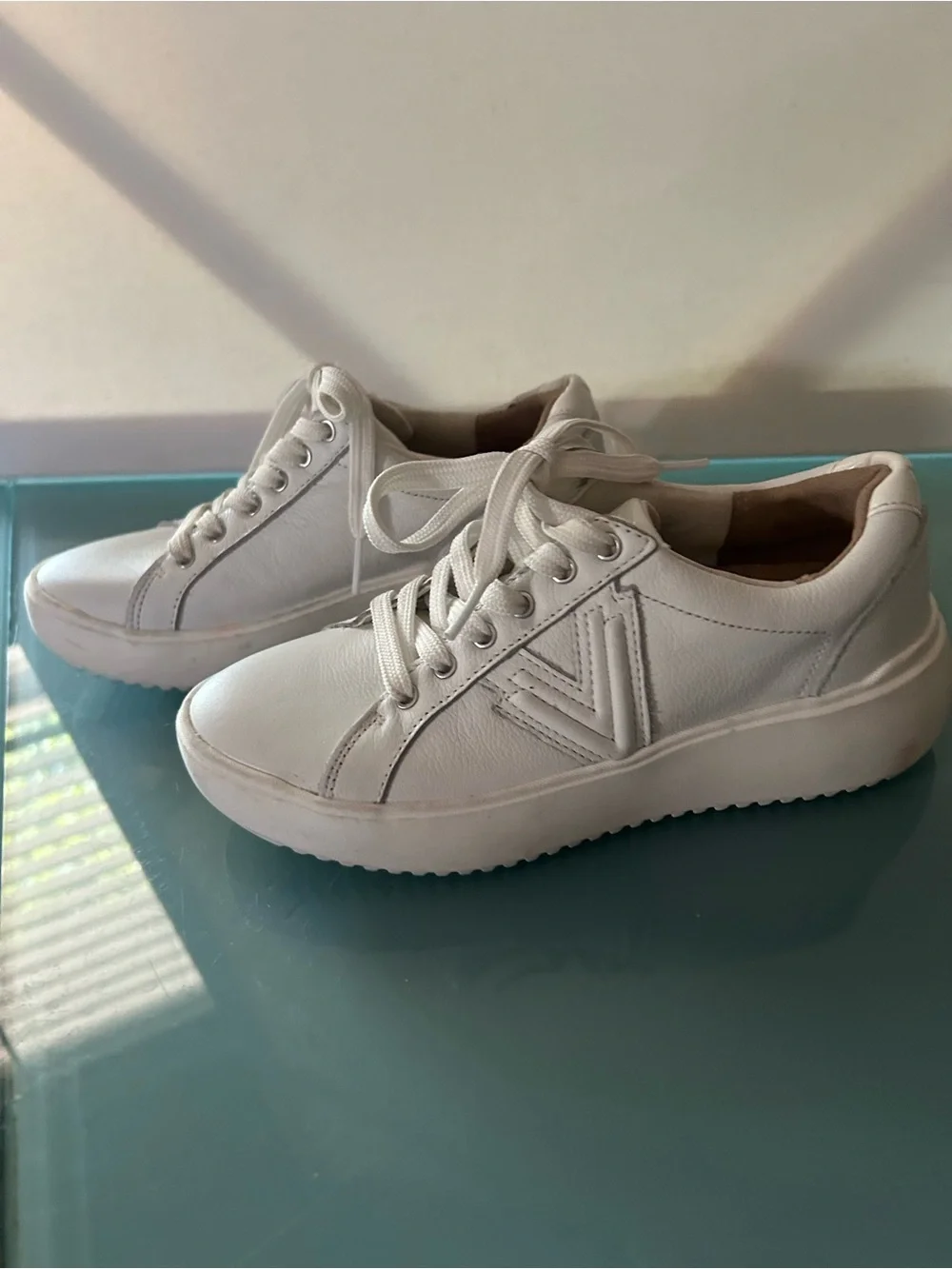 Vionic kearny laceup